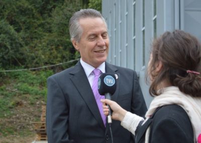 Vicerrector UdeC, Carlos Von Plessing junto a la prensa.