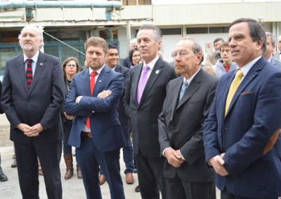 Autoridades durante la inauguración de la Planta Piloto.