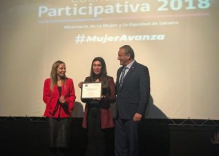Ministerio de la Mujer y la Equidad de Género destaca a estudiante de Doctorado Mabel Vidal