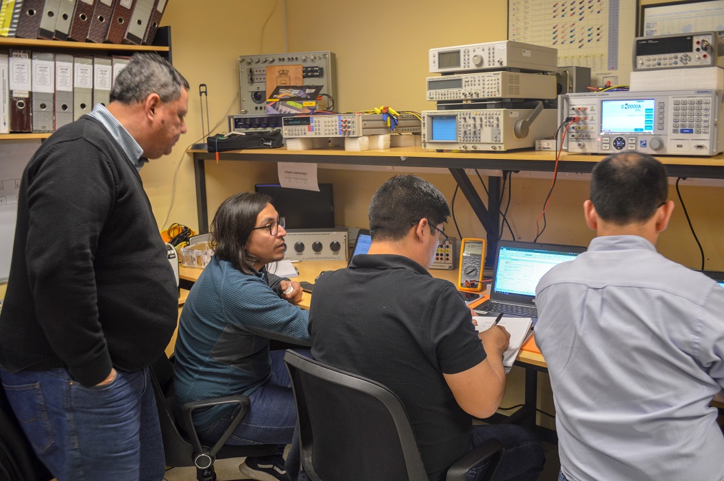 Profesionales de Eaton Chile se capacitaron en la FI