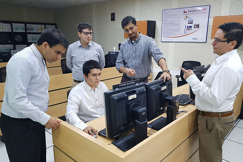 Estudiantes de Aeroespacial ponen en práctica sus conocimientos en la FACH