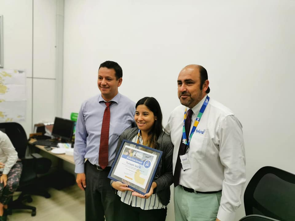 Egresada de Telecomunicaciones UdeC es galardonada por Telsur